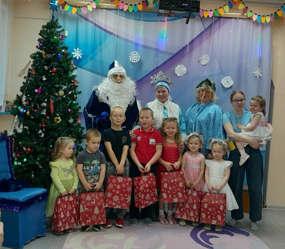 С Новым годом!.